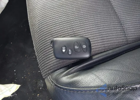 2015 Toyota Corolla S Plus from USA, damaged, VIN 5YFBURHE0FP190608